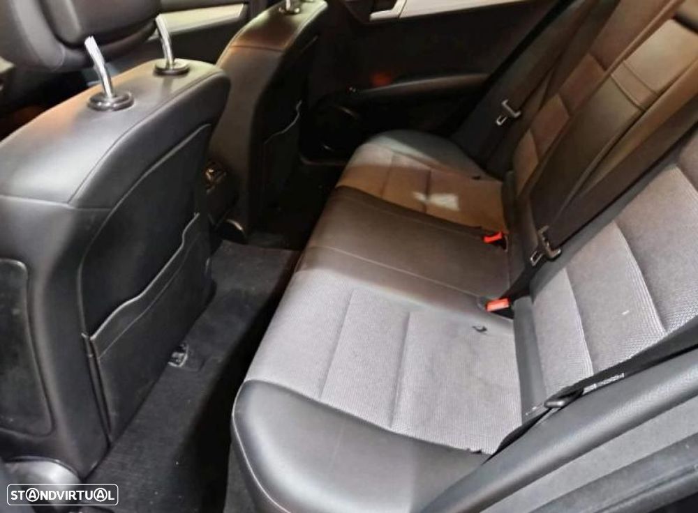 Mercedes-Benz C 220 - 4