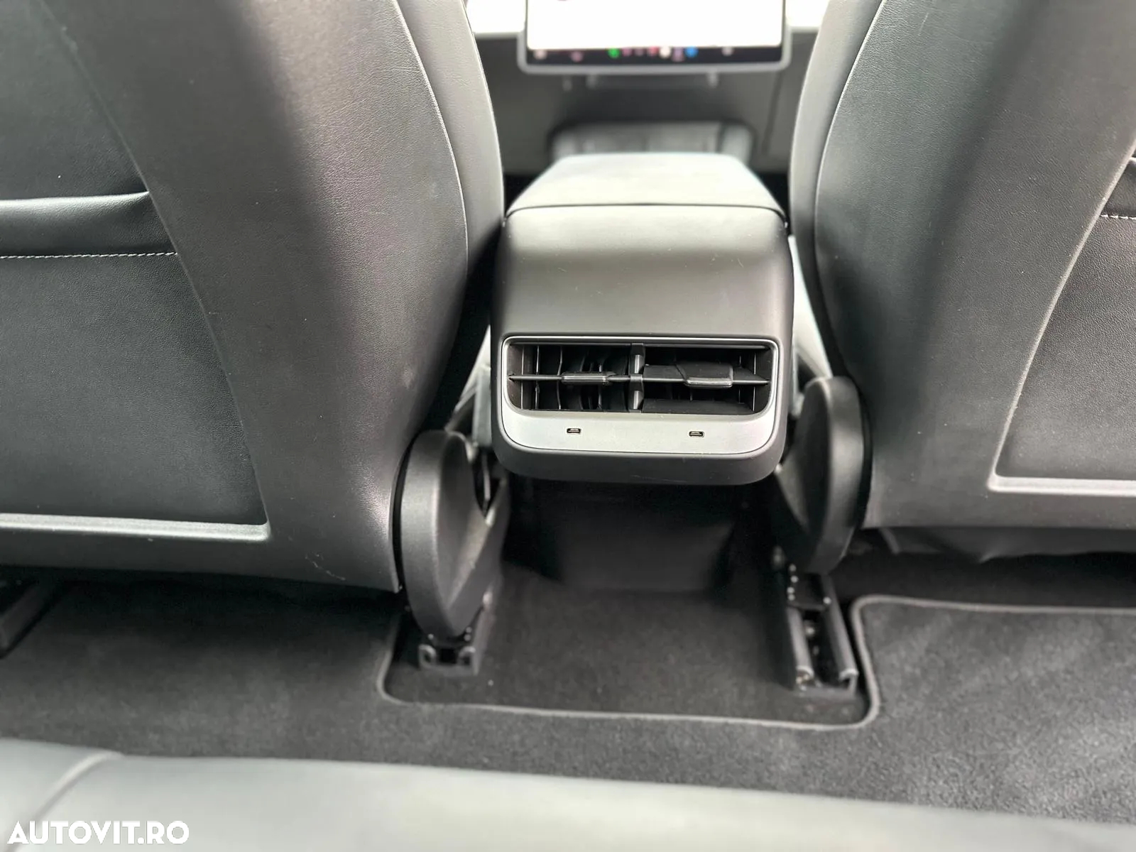 Tesla Model 3 Langstreckenbatterie Allradantrieb Dual Motor Performance - 20