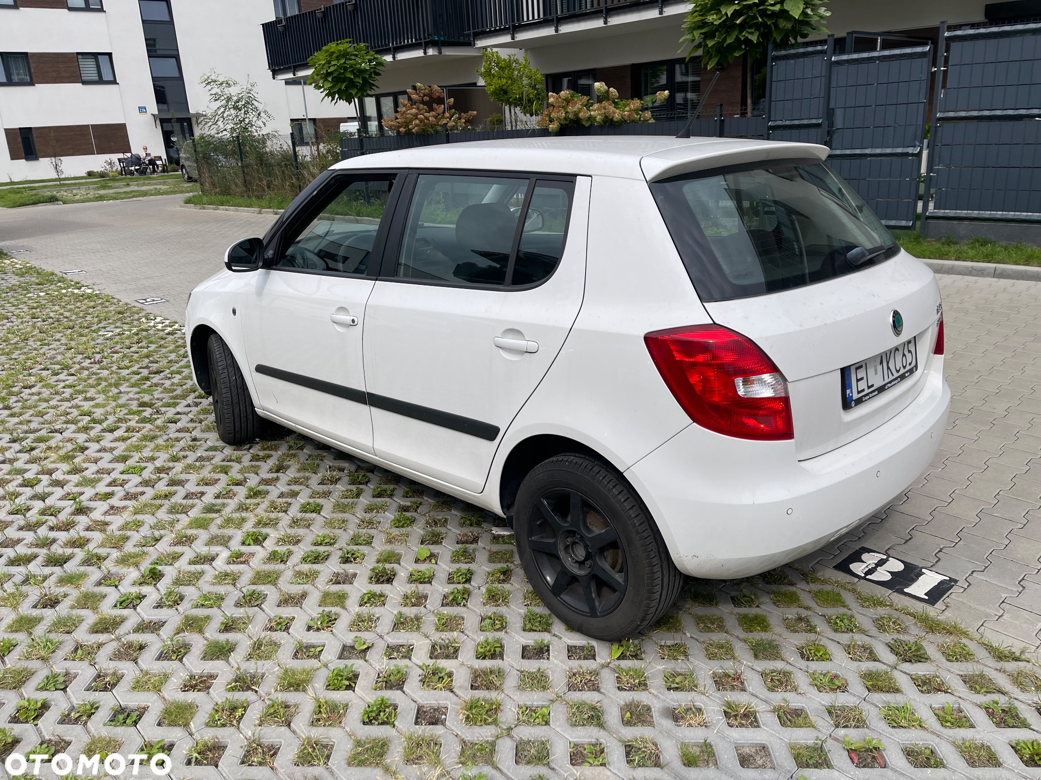 Skoda Fabia 1.2 TSI Active DSG - 9
