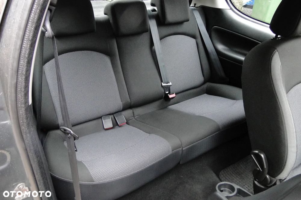 Peugeot 206 plus - 11