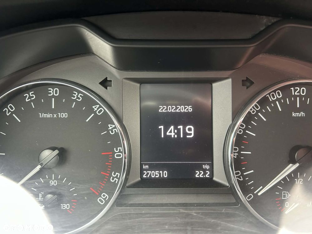Skoda Octavia - 10