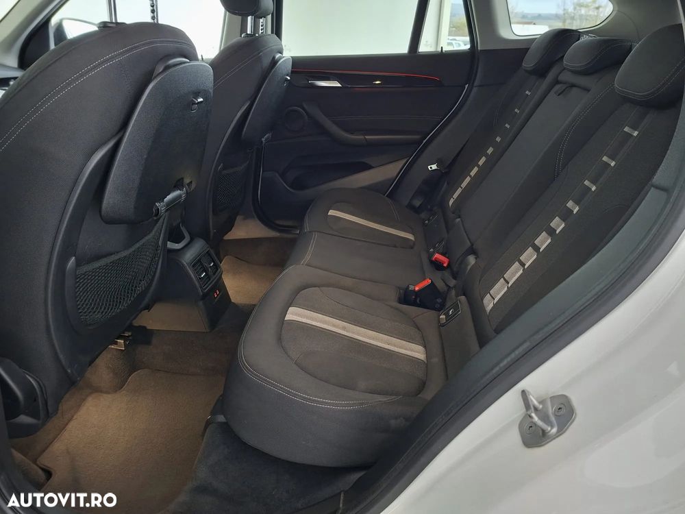 BMW X1 xDrive18d Aut. Sport Line - 16