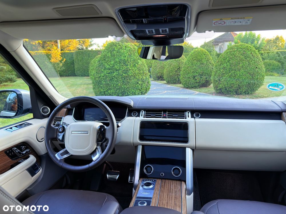 Land Rover Range Rover D300 Vogue - 20
