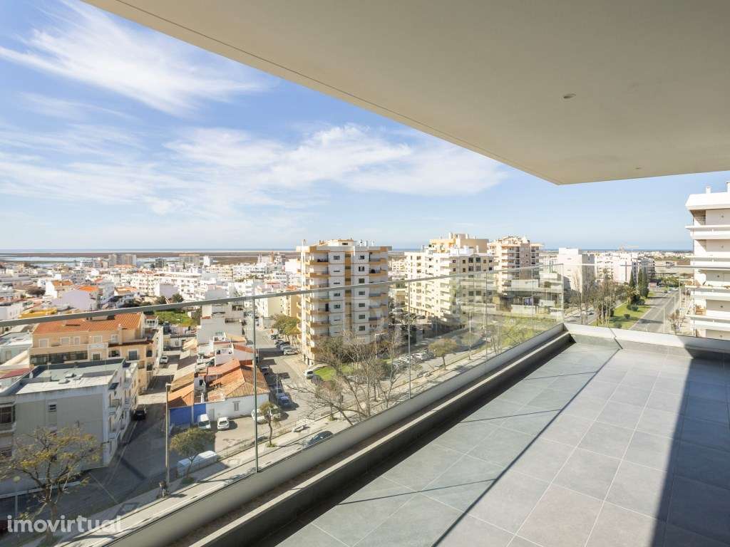 Apartamento T3, com varanda, em Faro - Grande imagem: 3/97