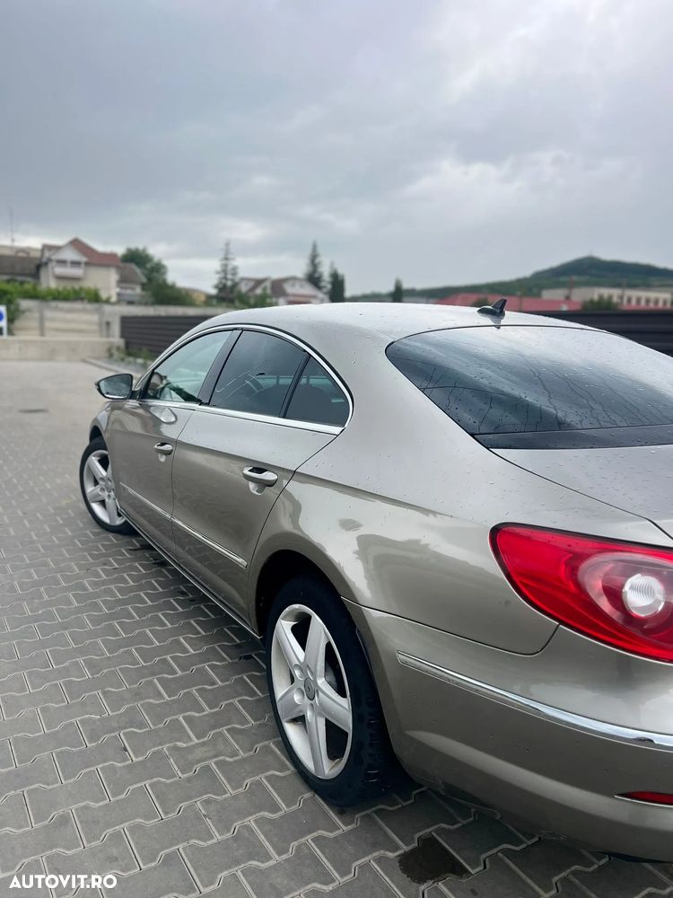 Volkswagen Passat CC 2.0 TDI DPF DSG - 8