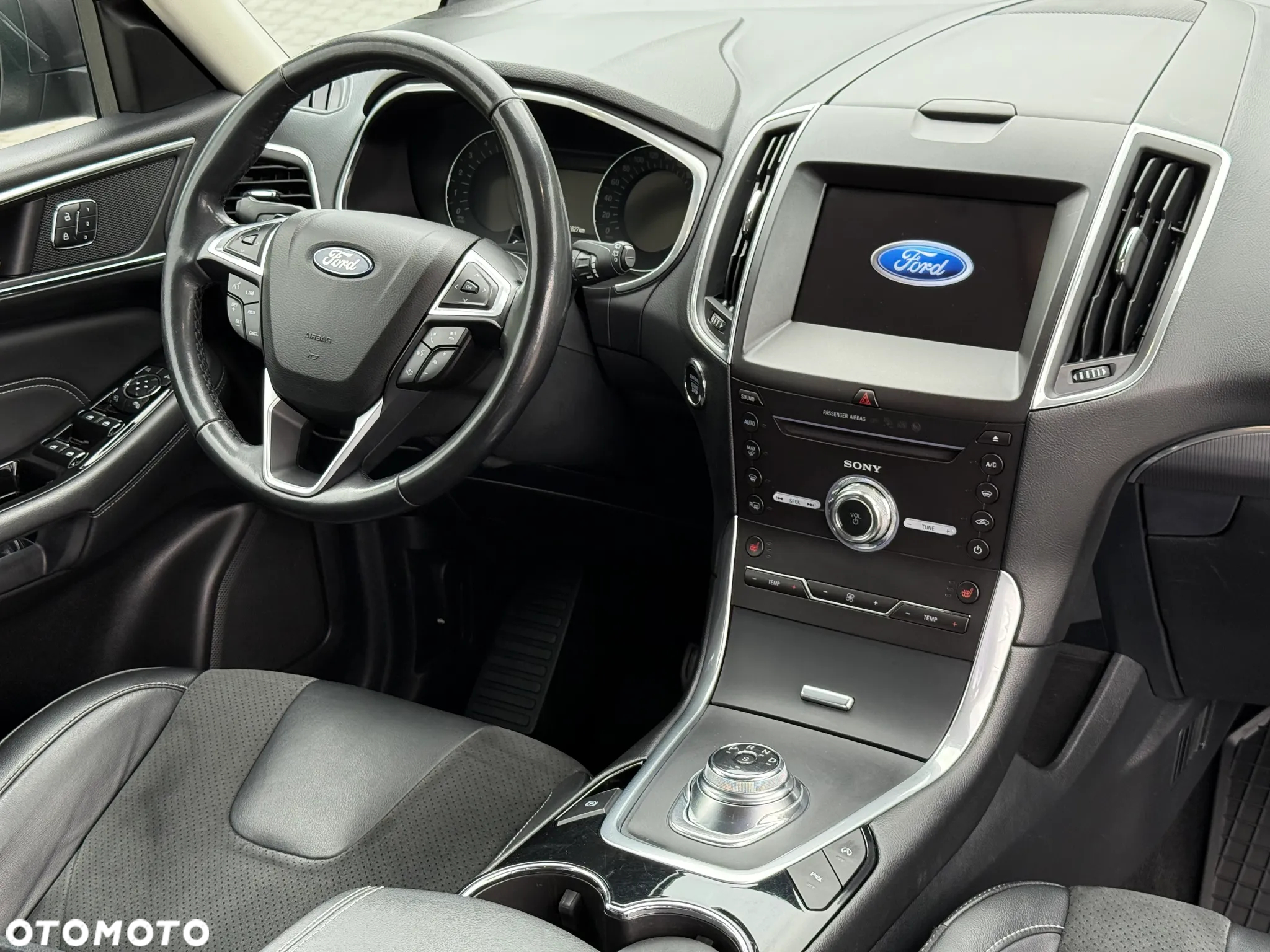 Ford Galaxy 2.0 EcoBlue Twin-Turbo Titanium PowerShift - 24