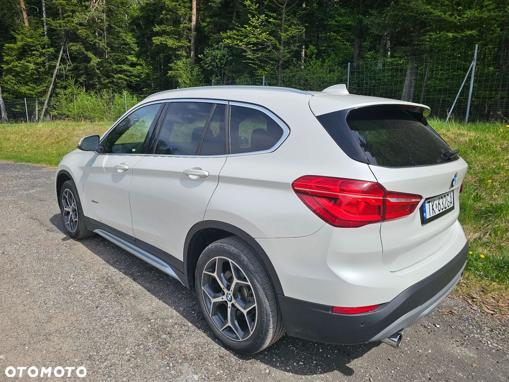 BMW X1 xDrive25i xLine - 3
