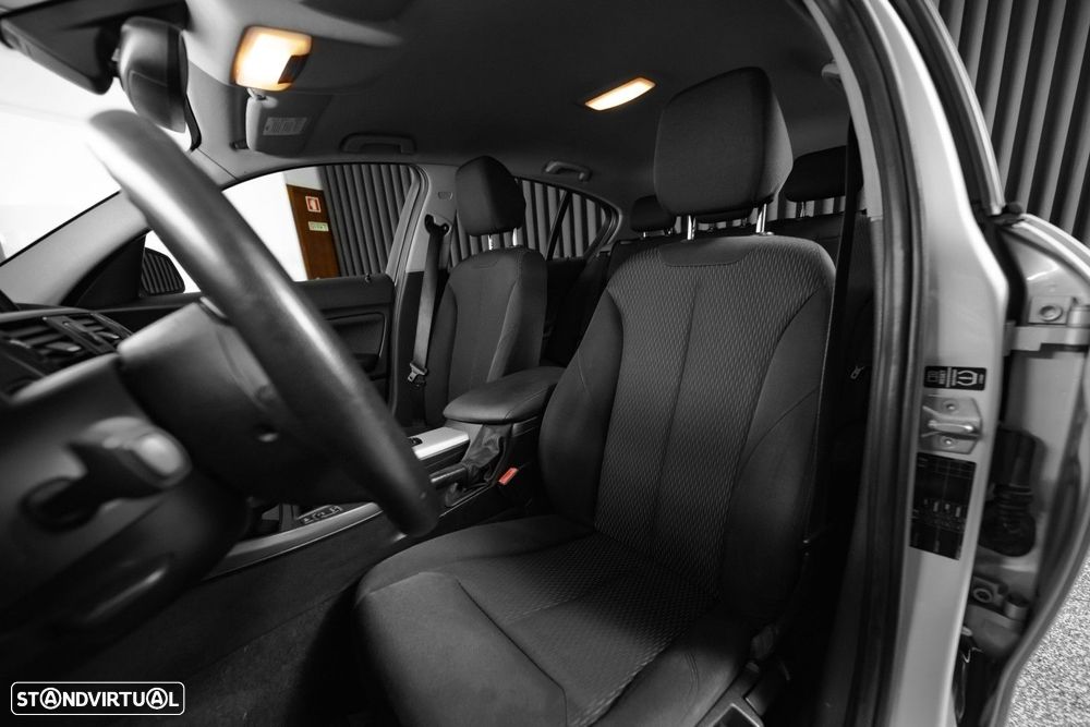 BMW 116 d EfficientDynamics - 32