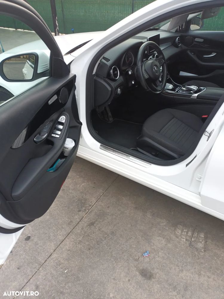 Mercedes-Benz C - 18