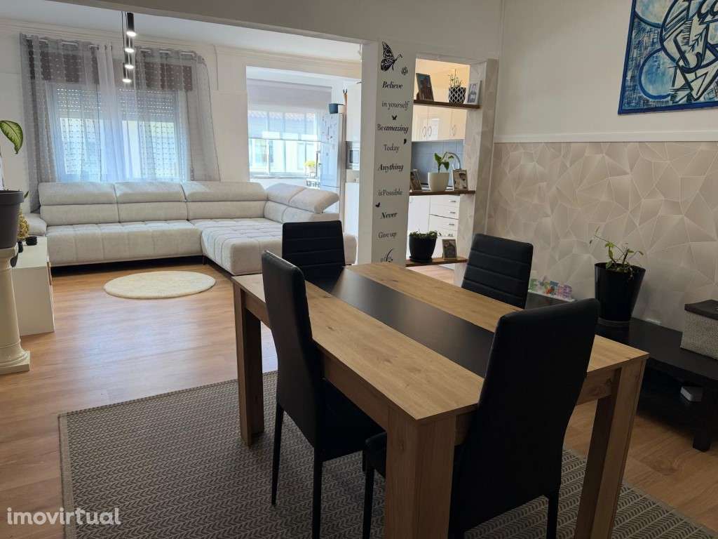 Apartamento t3 luminoso com open space e garagem - Grande imagem: 4/22