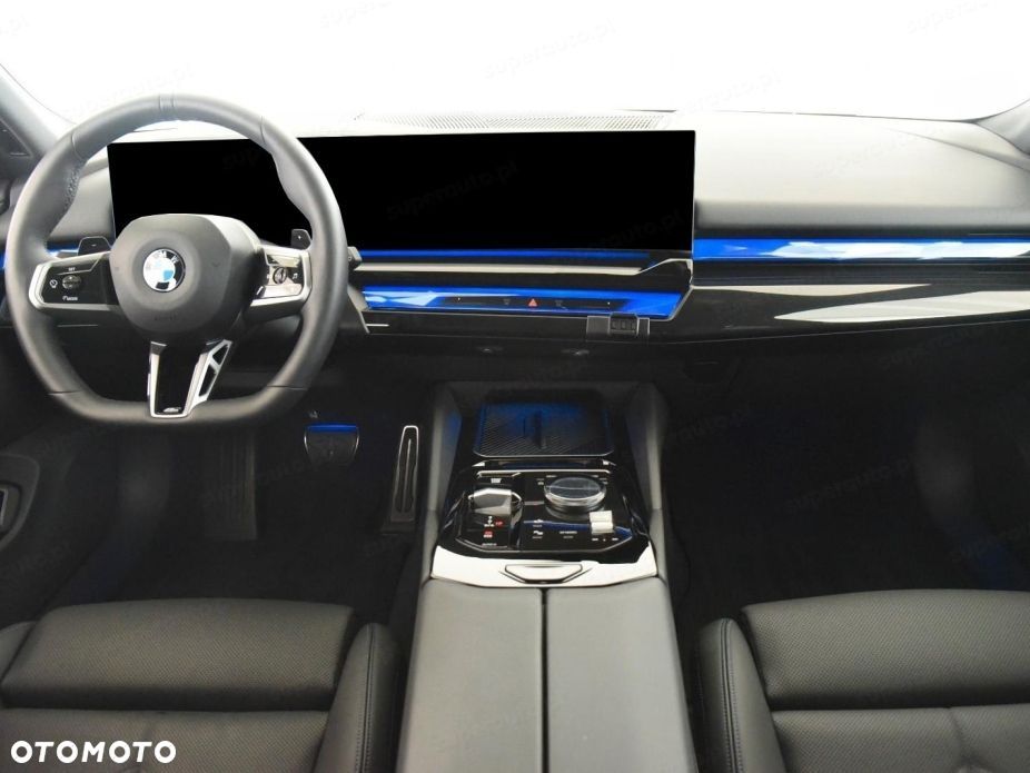 BMW Seria 5 520d xDrive mHEV M Sport - 11