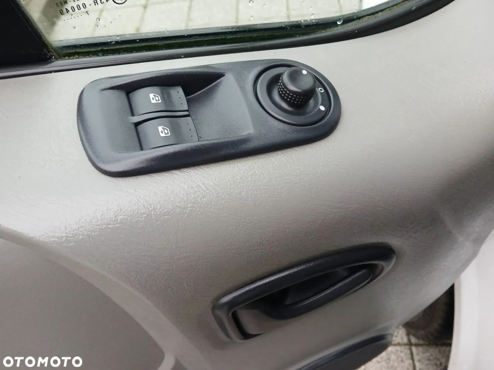 Renault TRAFIC - 28