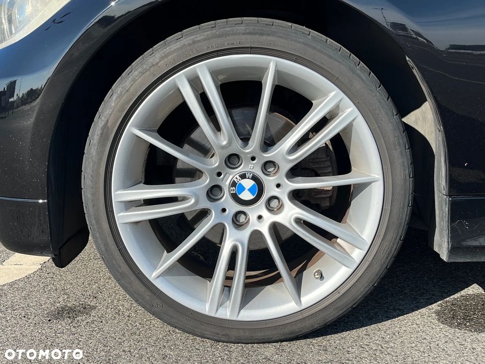 BMW Seria 3 320i - 22