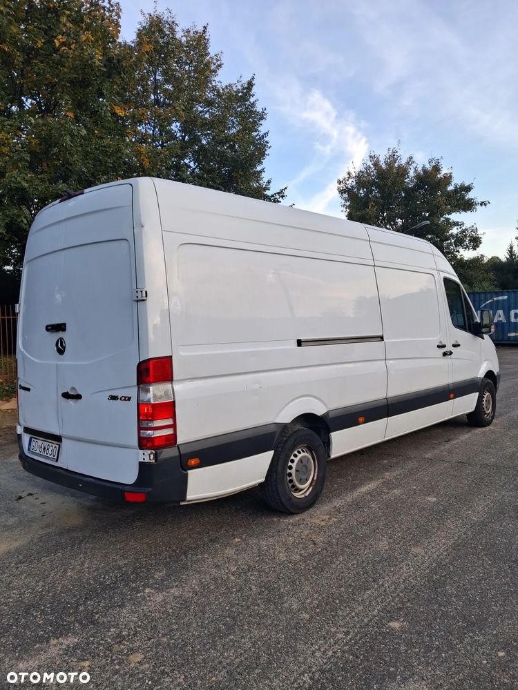 Mercedes-Benz Sprinter - 4