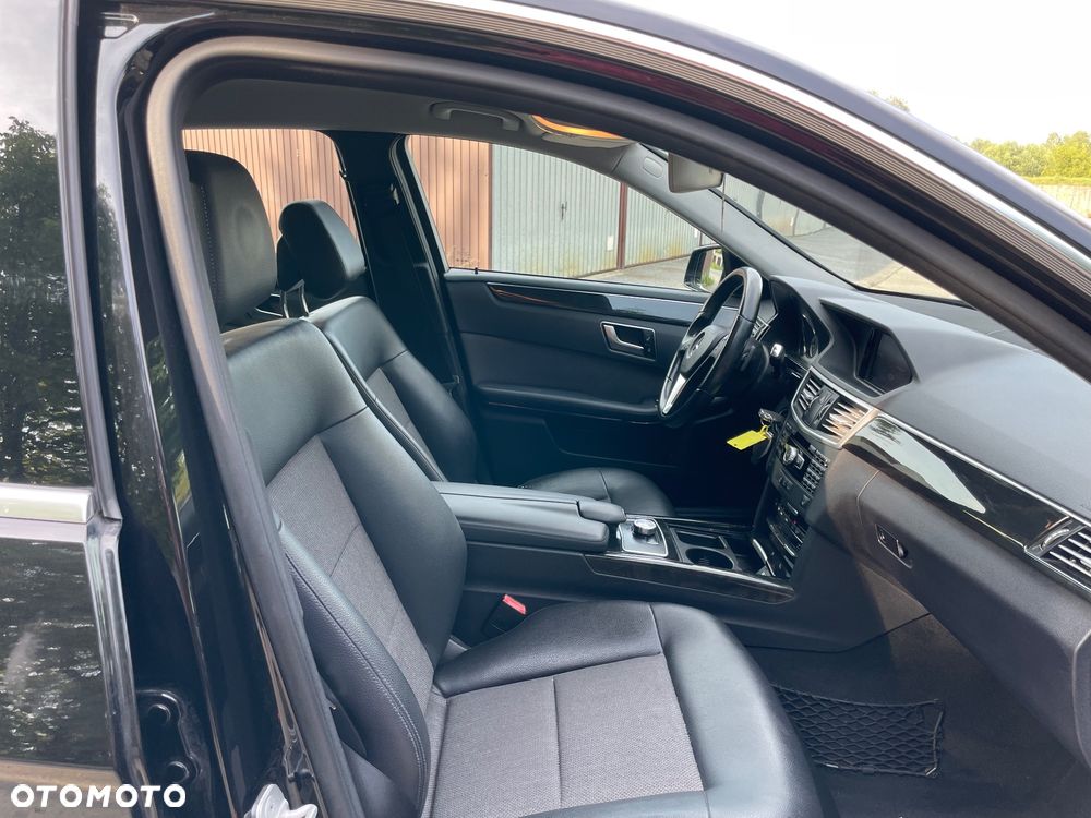Mercedes-Benz Klasa E 220 BlueTEC 7G-TRONIC Avantgarde - 23