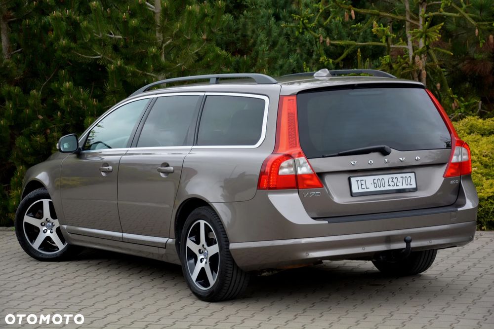 Volvo V70 2.0D Momentum - 8
