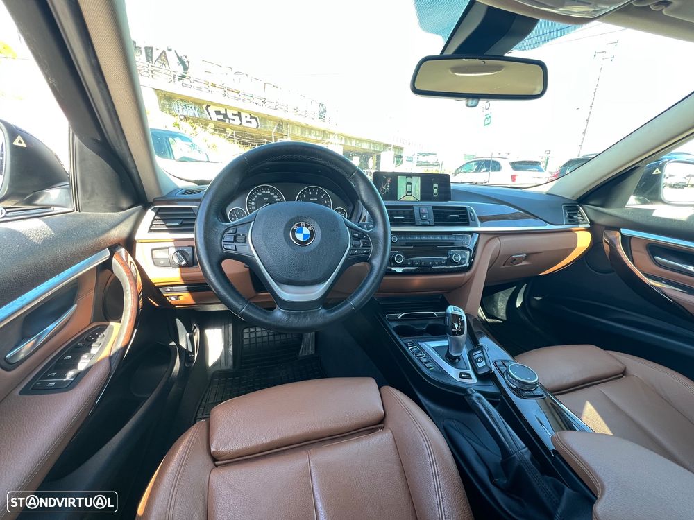 BMW 330 e iPerformance Line Luxury - 15