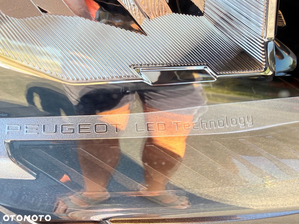 Peugeot 308 PureTech 130 EAT8 Allure - 8