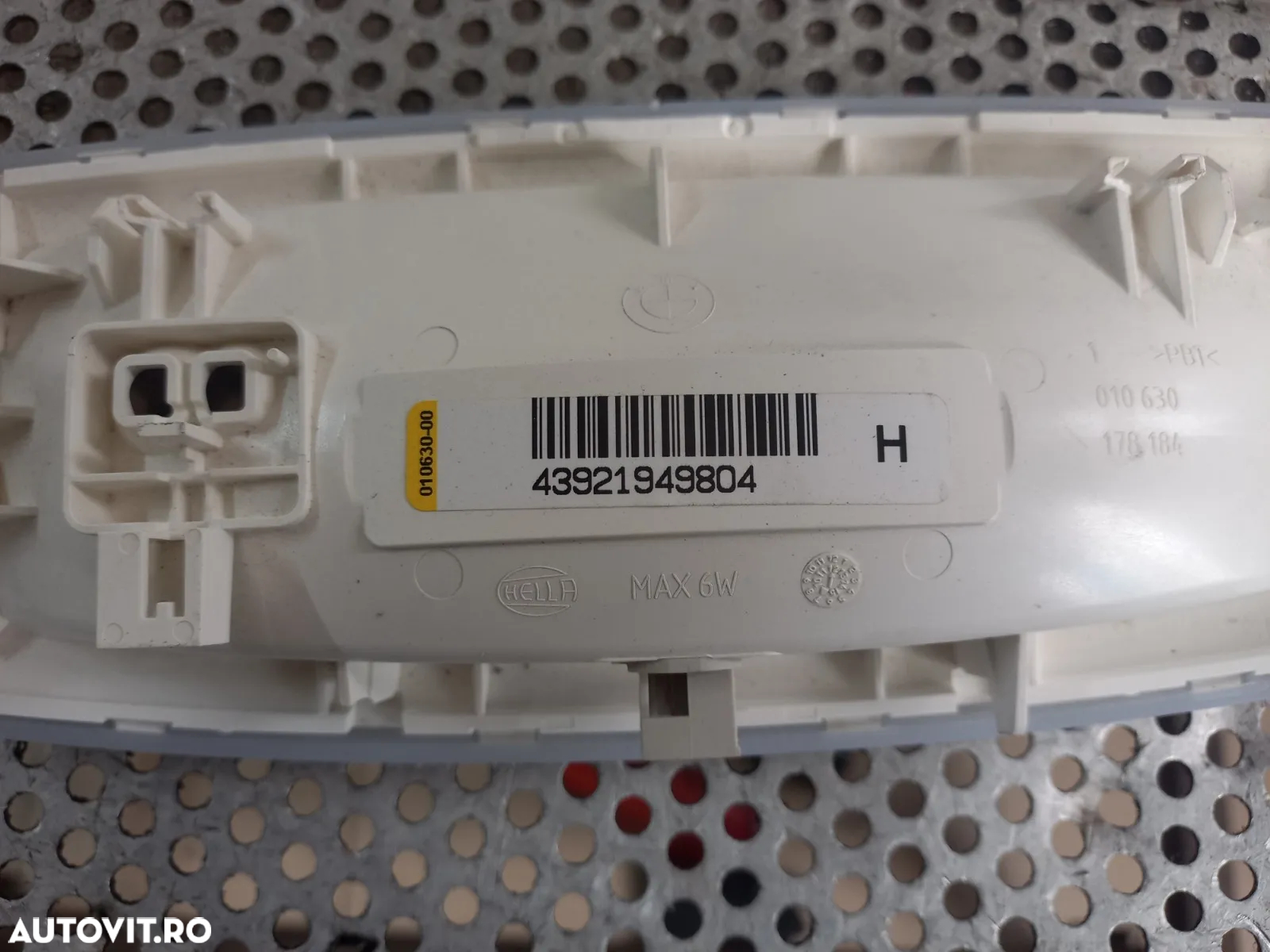 Plafoniera Spate Bmw F30 Originala - Dezmembrari Arad - 7