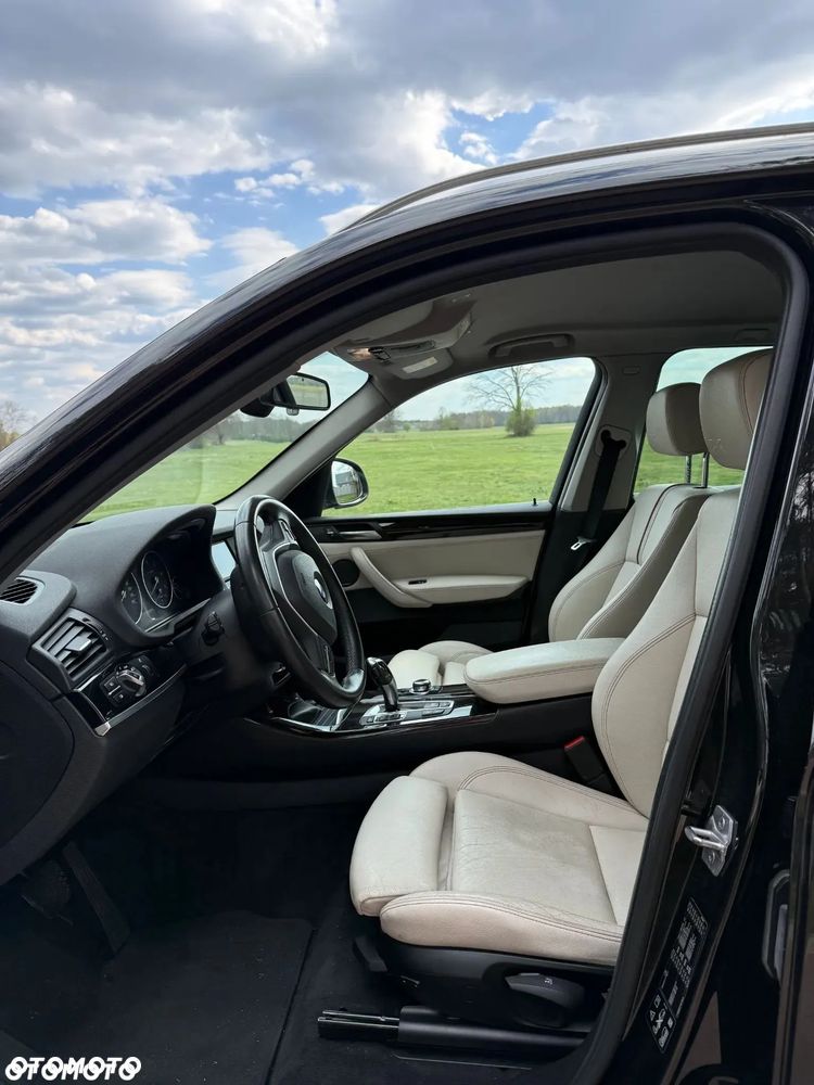 BMW X3 xDrive20d xLine - 12