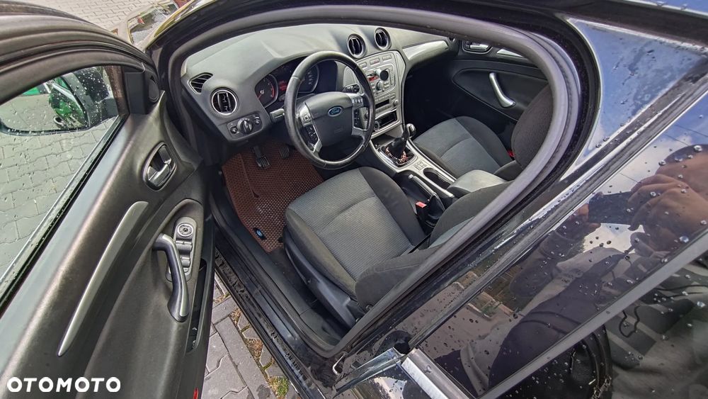 Ford Mondeo - 7