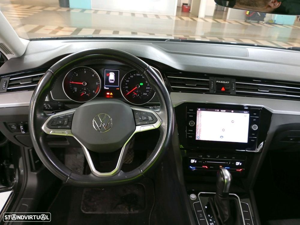 VW Passat Variant 2.0 TDI Business DSG - 7