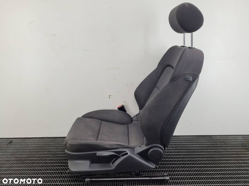 FOTEL LEWY AUDI A3 8P 5D SPORTBACK EUROPA - 7