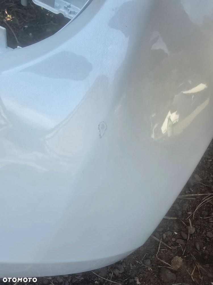 Suzuki Swift mk7 lift zderzak przód w kolor biala perła - 4