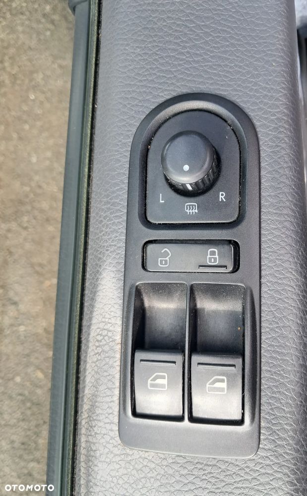 Volkswagen Multivan L2 Comfortline 4Motion - 40