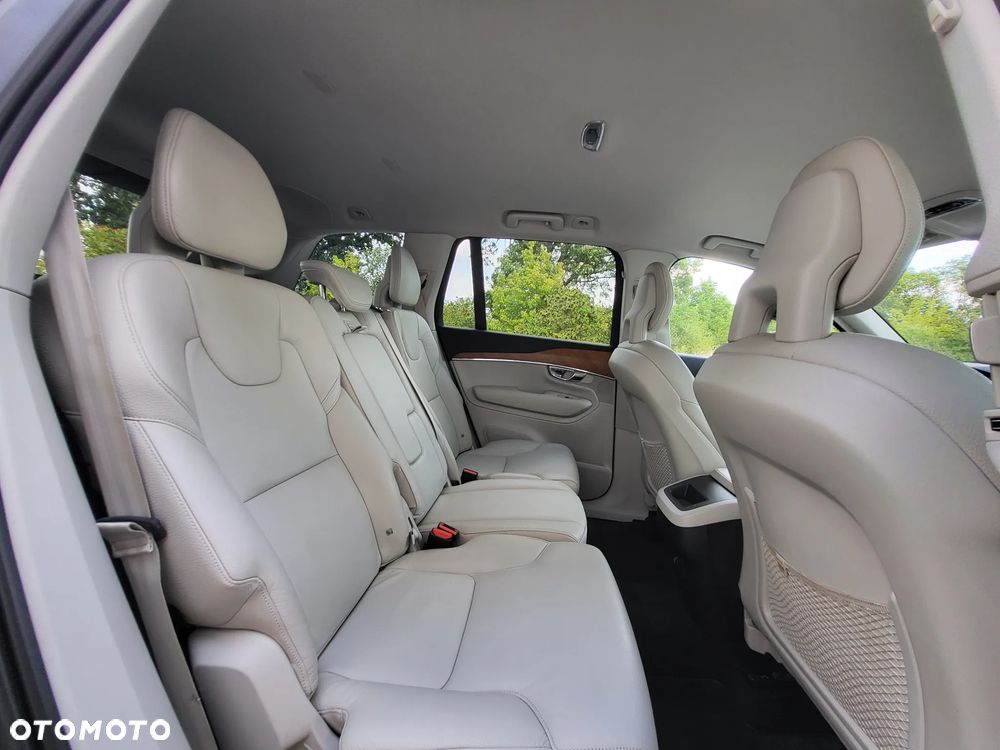 Volvo XC 90 D5 SCR AWD Inscription 7os - 17