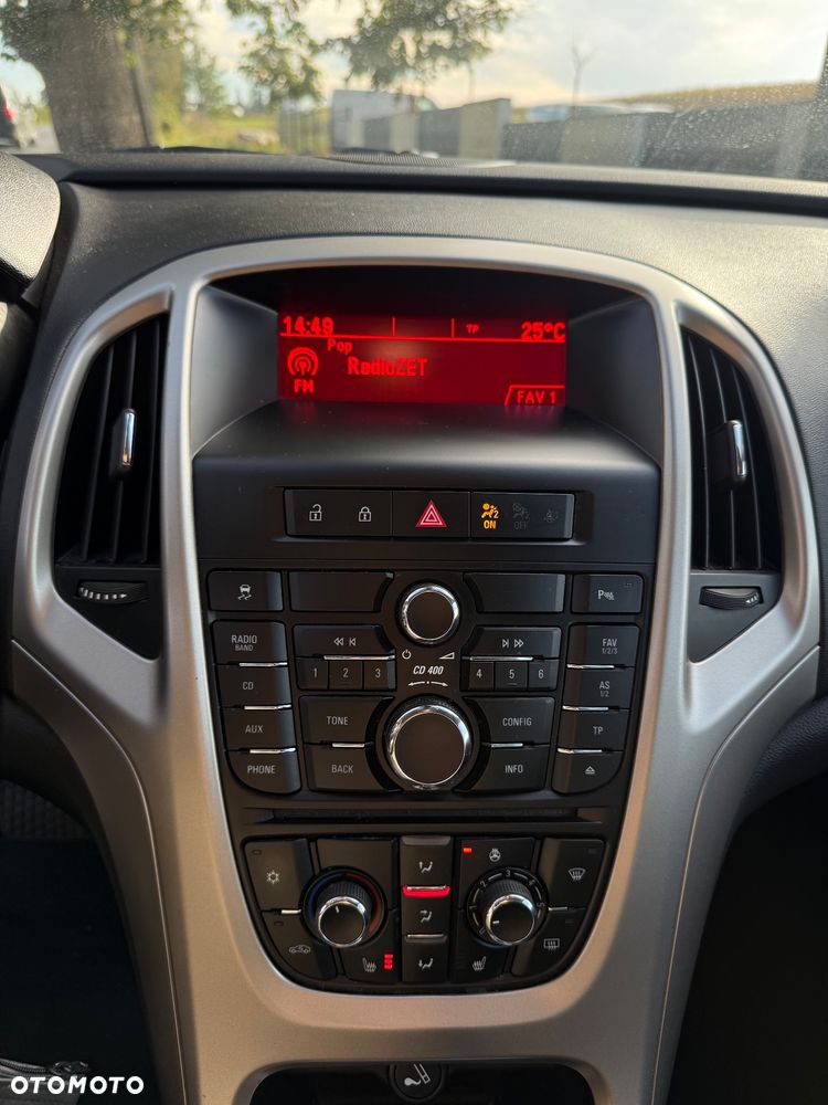 Opel Astra - 16