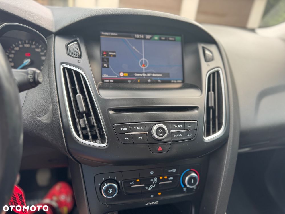Ford Focus 1.0 EcoBoost Titanium - 20
