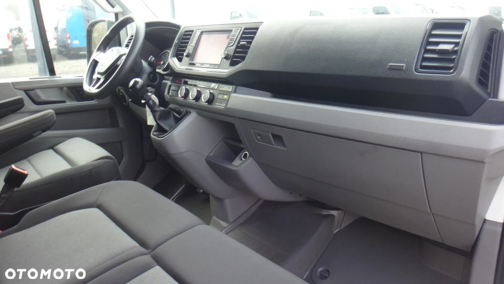 Volkswagen Crafter - 11