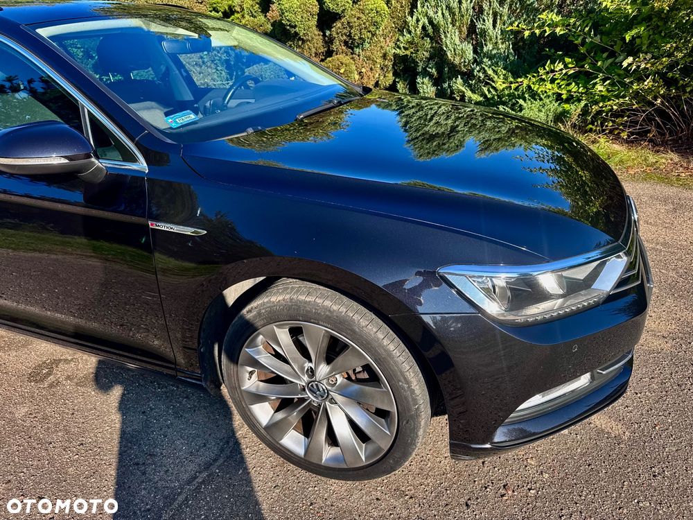 Volkswagen Passat 2.0 TDI SCR DSG Trendline - 10