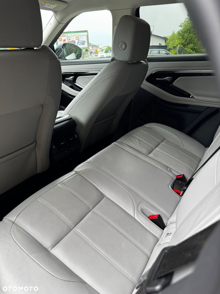 Land Rover Range Rover Evoque - 31