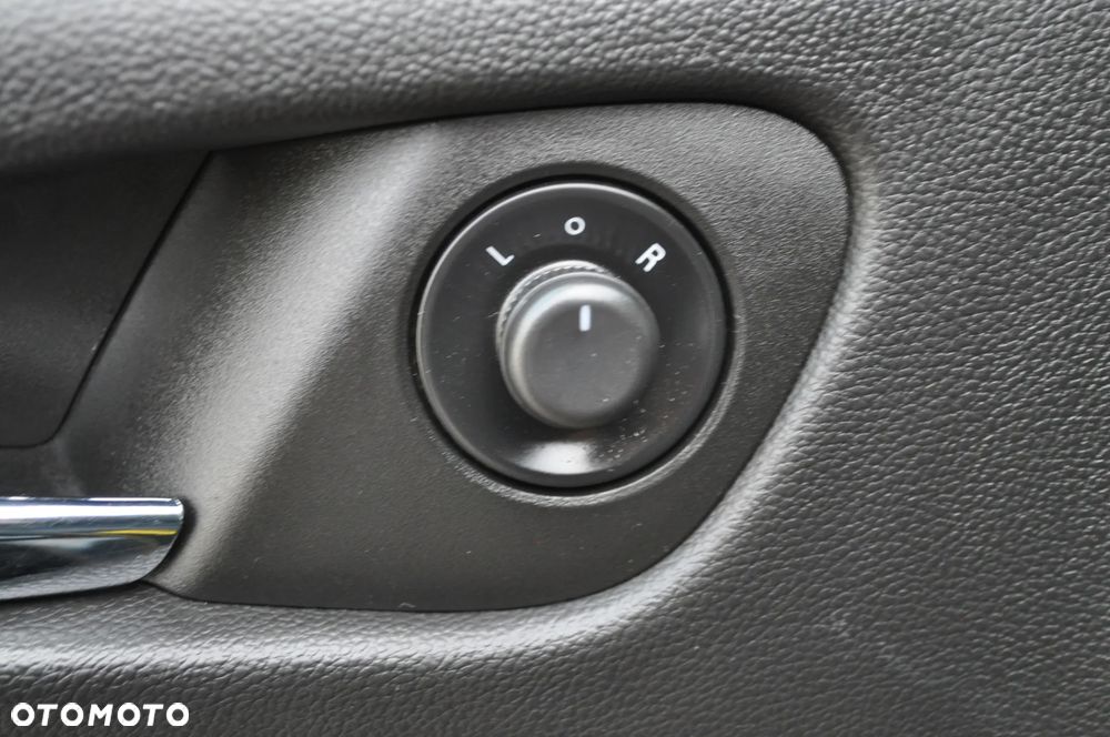 Opel Zafira - 23