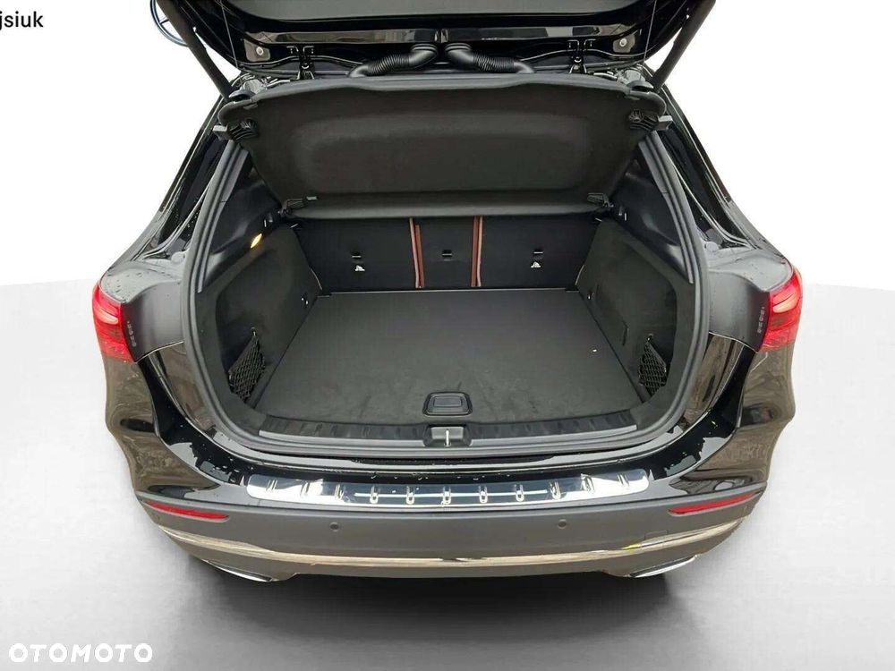 Mercedes-Benz GLA 200 AMG Line - 21