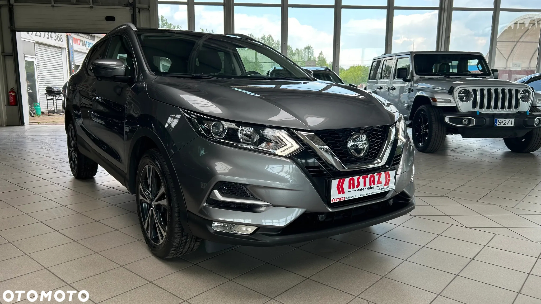 Nissan Qashqai 1.3 DIG-T N-Connecta EU6d - 4