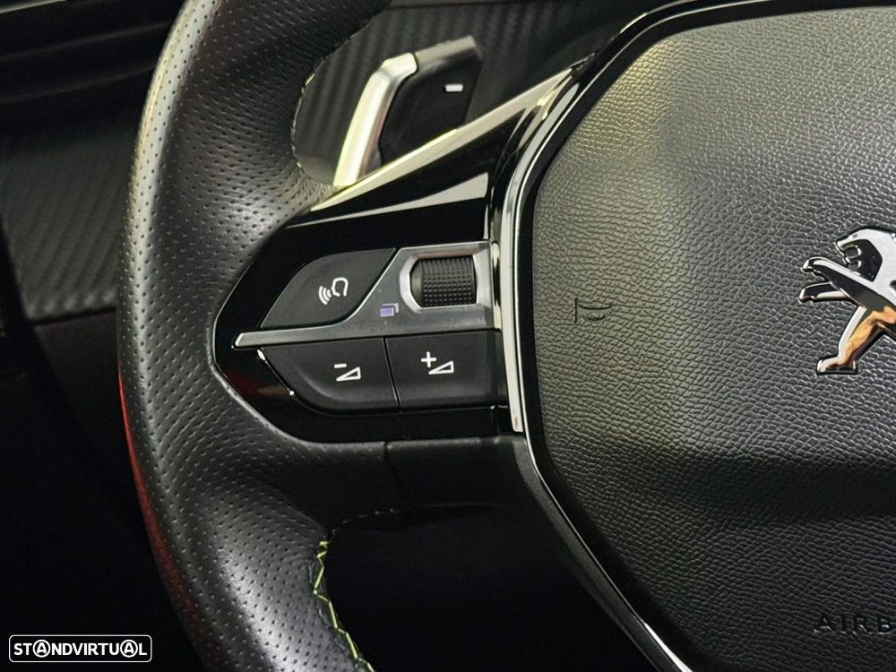 Peugeot 2008 1.2 PureTech GT Pack EAT8 - 51