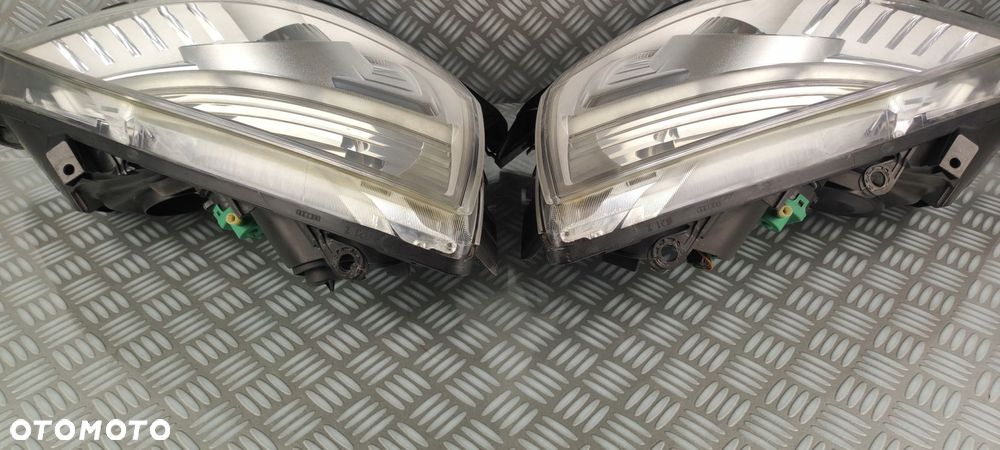 reflektor lampa prawy prawa lewy lewa przód RENAULT SCENIC II 2 LIFT EUROPA - 15