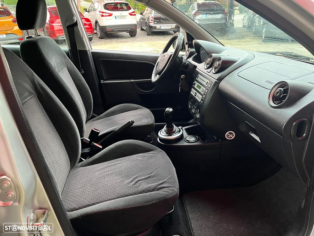 Ford Fiesta 1.4 TDCi Ghia Durashift - 12