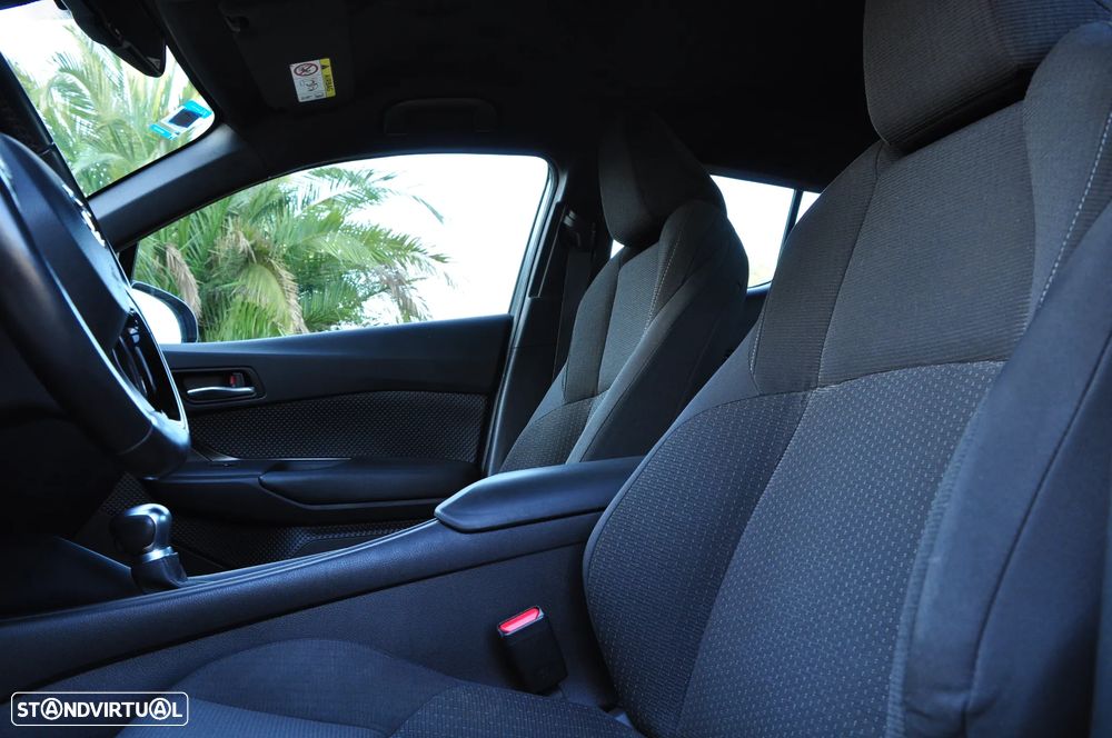 Toyota C-HR 1.8 Hybrid Comfort - 35