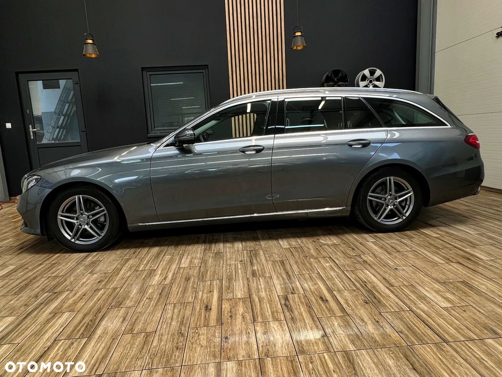 Mercedes-Benz Klasa E 220 d 9G-TRONIC - 10