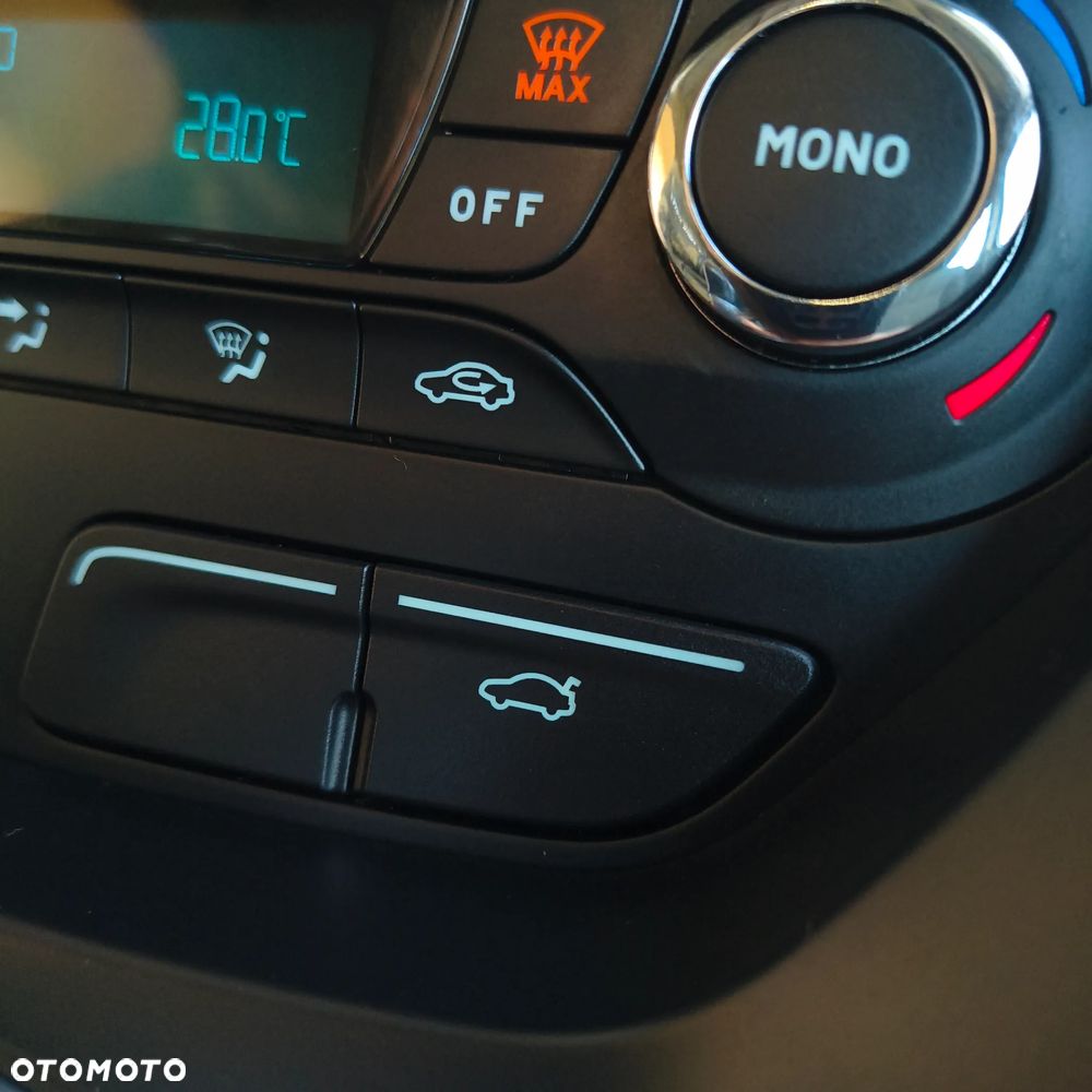 Ford C-MAX 1.6 Ti-VCT Titanium - 16