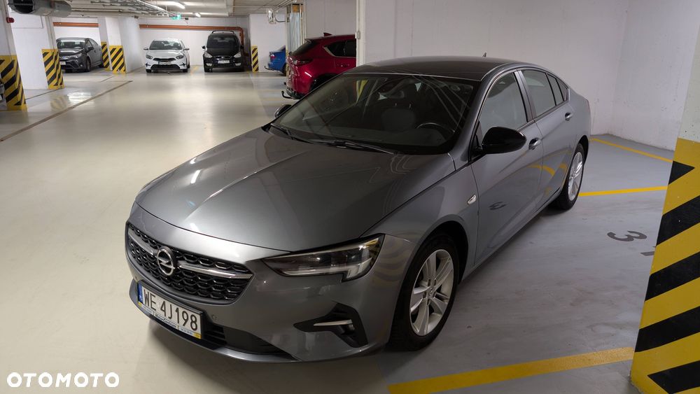 Opel Insignia - 8