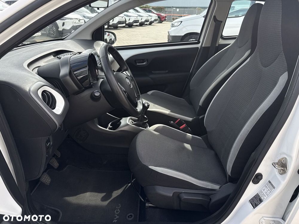 Toyota Aygo - 13