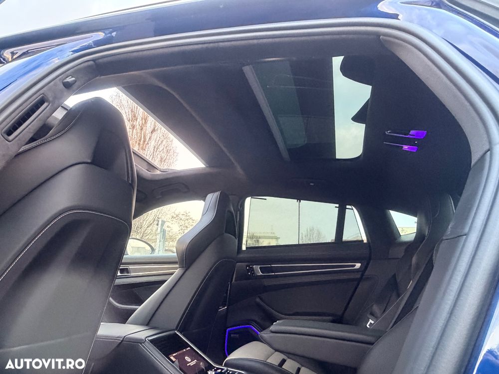 Porsche Panamera - 34
