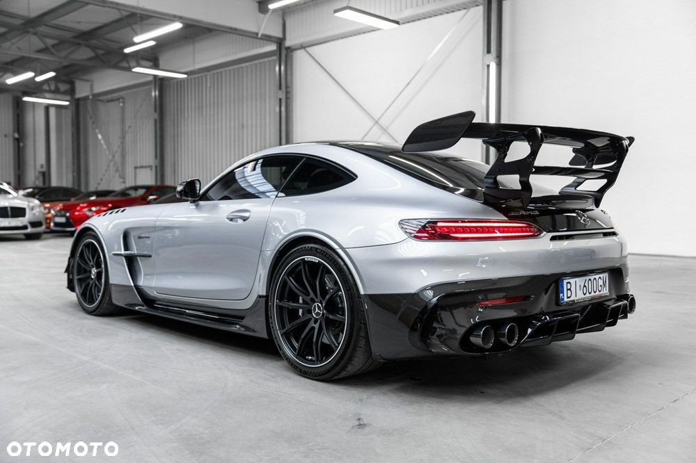 Mercedes-Benz AMG GT - 9