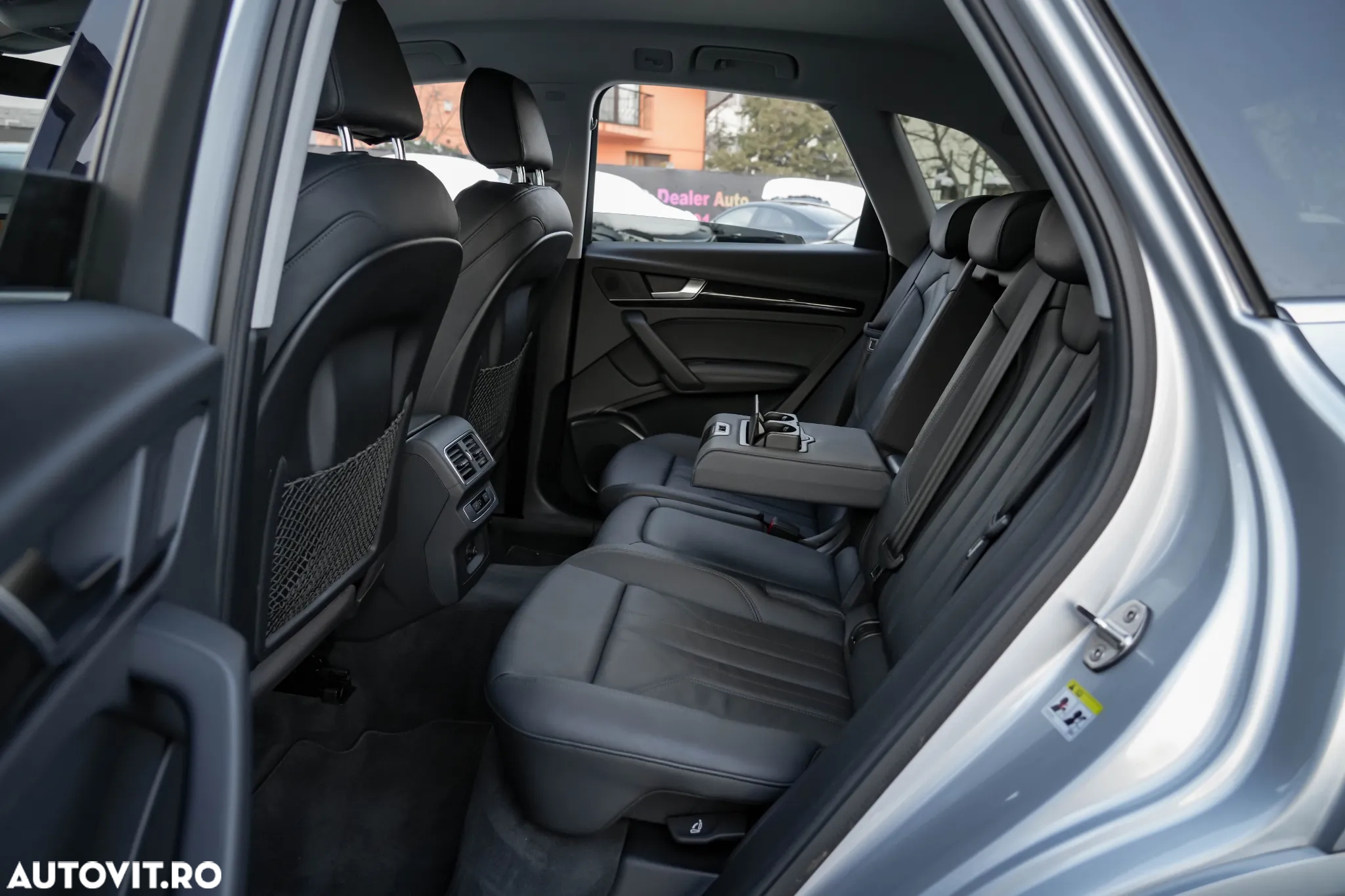 Audi Q5 2.0 40 TDI quattro S tronic Design - 13