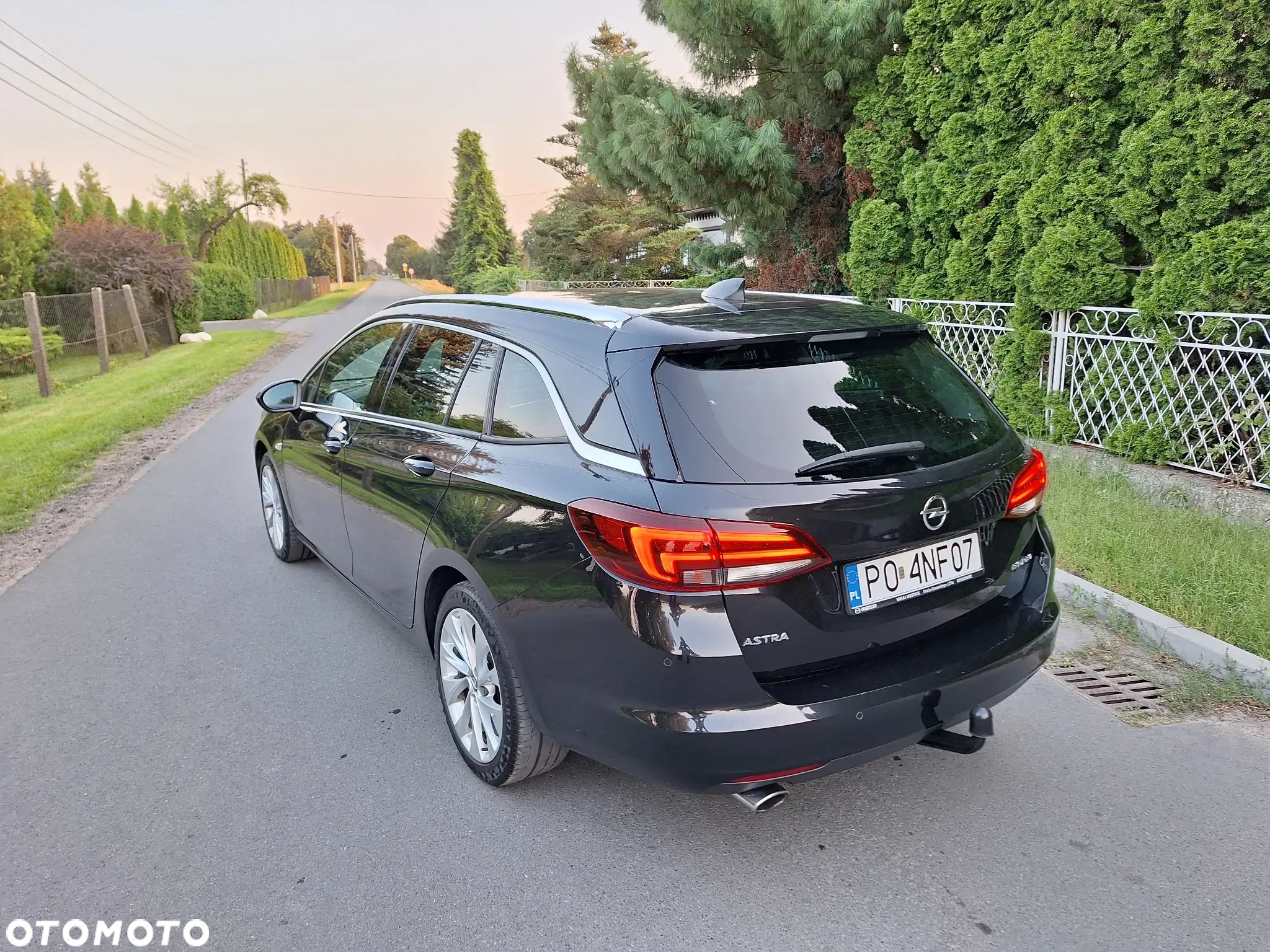 Opel Astra V 1.6 CDTI Dynamic S&S - 3